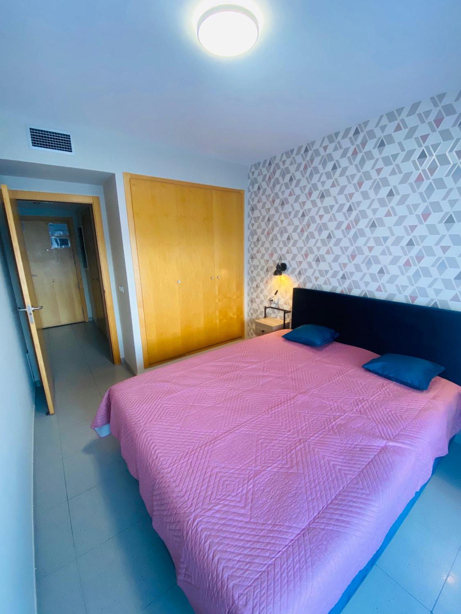 Holiday home Hermoso Piso En Un Paso De La Playa De Fenals Con Terraza *