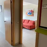 Hermoso Piso En Un Paso De La Playa De Fenals Con Terraza